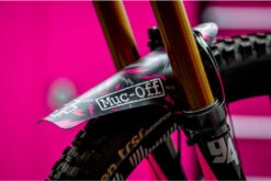 Muc-Off Front Ride Guard Forskærm, Black/Pink -Cykelshoppen Udsalgsbutik 193 12