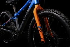 Cube Acid 200 Disc Action Team - Børnecykel - 2023 12 Cube Acid 200 Disc Action Team - Børnecykel - 2023 -Cykelshoppen Udsalgsbutik D 203 522175 D 03